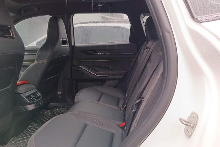 Used Haval H6S 2022 1.5T DHT Joyride Edition Left Rear Seat