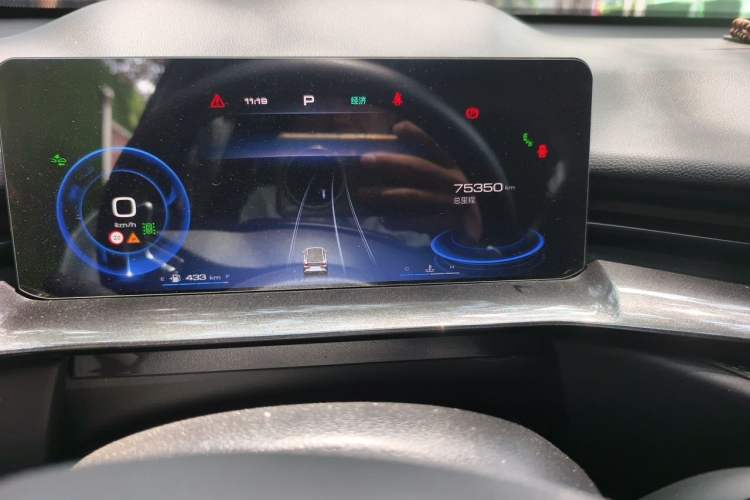 Used Haval H6S 2022 2.0T Two-Wheel Drive ZhiRun Version Odometer Close Up