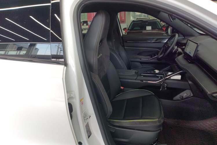 Used Haval H6S 2022 2.0T Two-Wheel Drive JoyRun Version Right Front Seat