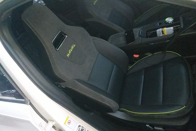 Used Haval H6S 2022 2.0T Two-Wheel Drive ZhiRun Version Right Front Seat