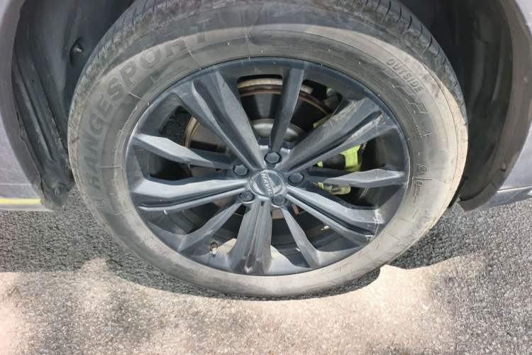 Used Haval H6S 2022 2.0T Two-Wheel Drive ZhiRun Version Right Front Wheel Hub
