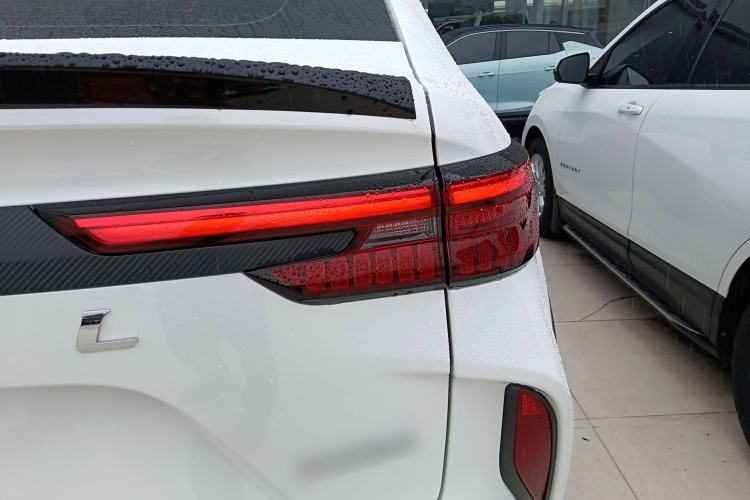 Used Haval H6S 2022 1.5T DHT Joyride Edition Right Rear Taillight
