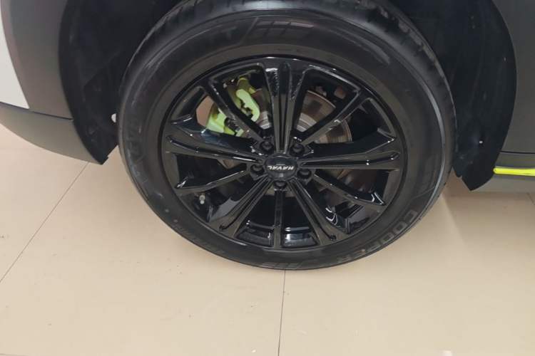 Used Haval H6S 2022 2.0T Two-Wheel Drive ZhiRun Version Right Rear Wheel Hub