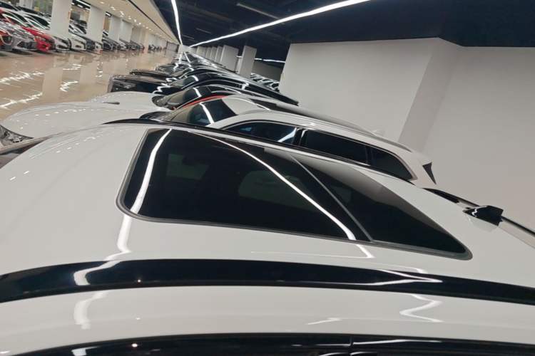 Used Haval H6S 2022 2.0T Two-Wheel Drive ZhiRun Version Roof