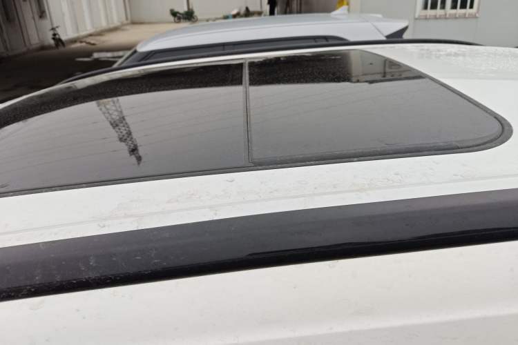 Used Haval H6S 2022 2.0T Two-Wheel Drive ZhiRun Version Roof