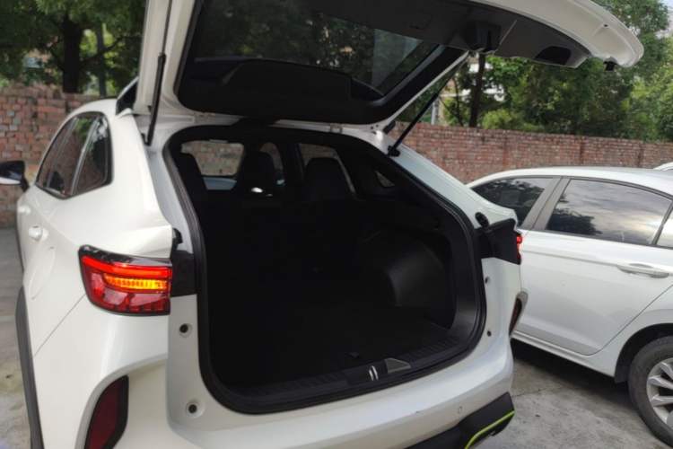 Used Haval H6S 2022 1.5T DHT Joyride Edition Trunk