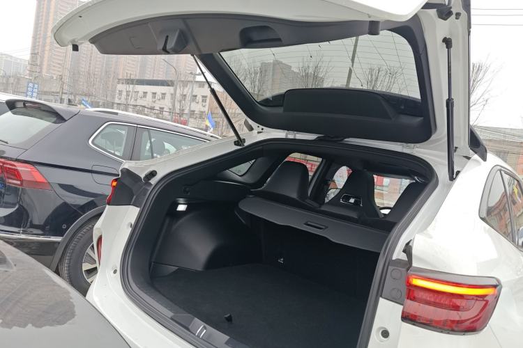 Used Haval H6S 2022 2.0T Two-Wheel Drive ZhiRun Version Trunk