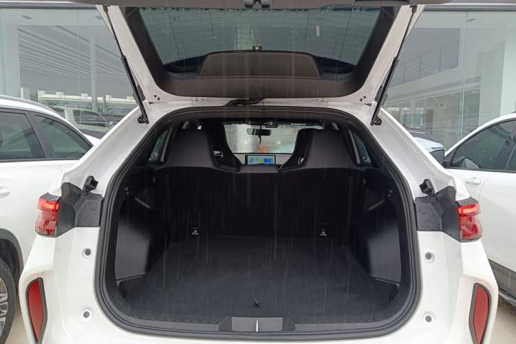 Used Haval H6S 2022 1.5T DHT Joyride Edition Trunk