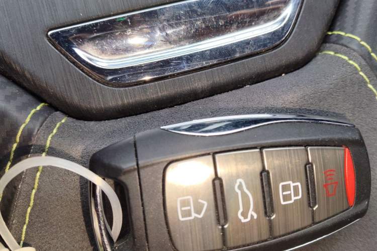 Used Haval H6S 2022 2.0T Two-Wheel Drive ZhiRun Version Vehicle Key