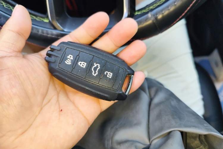Used Haval H6S 2022 1.5T DHT ZhiRun Edition Vehicle Key