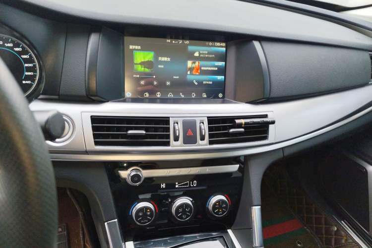 Used Haval H7 2019 2.0T Enjoyment Model China VI Standard Audio And AC Panel
