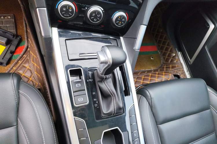 Used Haval H7 2019 2.0T Enjoyment Model China VI Standard Gear Lever