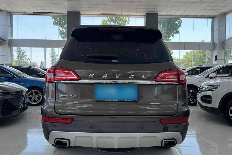 Used Haval H7 2017 Blue-Label H7L 2.0T Automatic Luxury Model Exterior 4