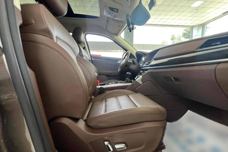 Used Haval H7 2017 Blue-Label H7L 2.0T Automatic Luxury Model Interior 4