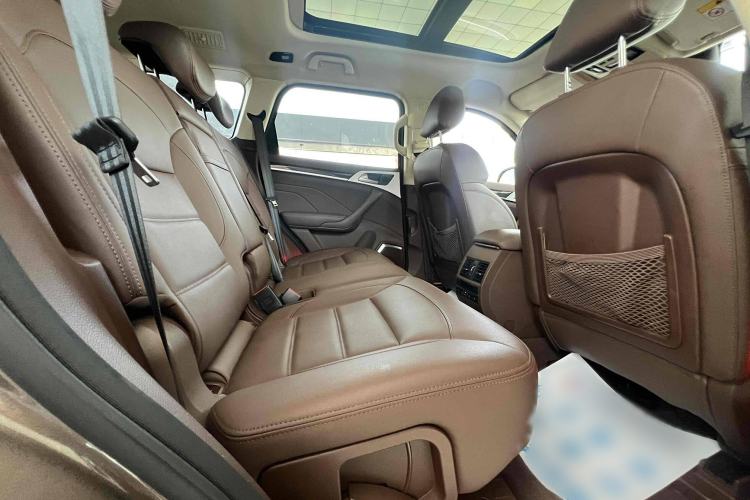 Used Haval H7 2017 Blue-Label H7L 2.0T Automatic Luxury Model Interior 5