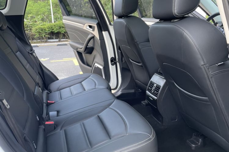 Used Haval H7 2019 2.0T Enjoyment Model China VI Standard Exterior 12