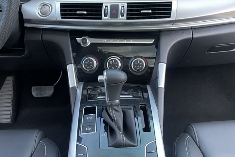 Used Haval H7 2019 2.0T Enjoyment Model China VI Standard Interior 3