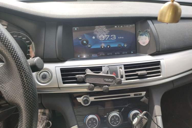 Used Haval H7 2016 Blue-Label H7 2.0T Automatic Luxury Model Audio And AC Panel