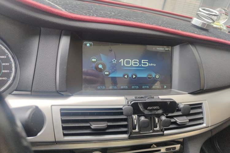 Used Haval H7 2016 Blue-Label H7 2.0T Automatic Luxury Model Audio And AC Panel