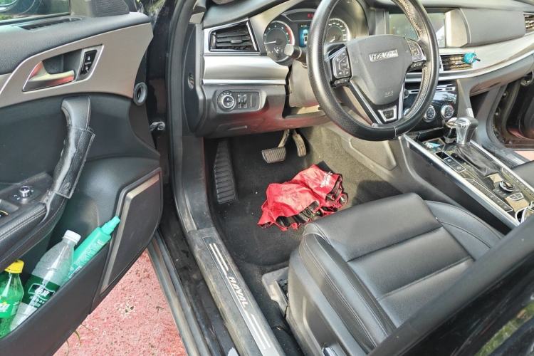 Used Haval H7 2016 Blue-Label H7 2.0T Automatic Luxury Model Driver Seat