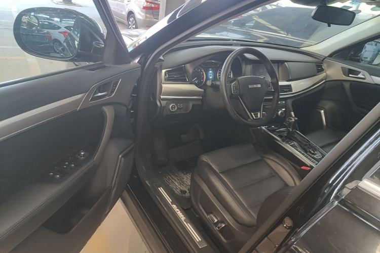 Used Haval H7 2016 Blue-Label H7 2.0T Automatic Elite Model Driver Seat