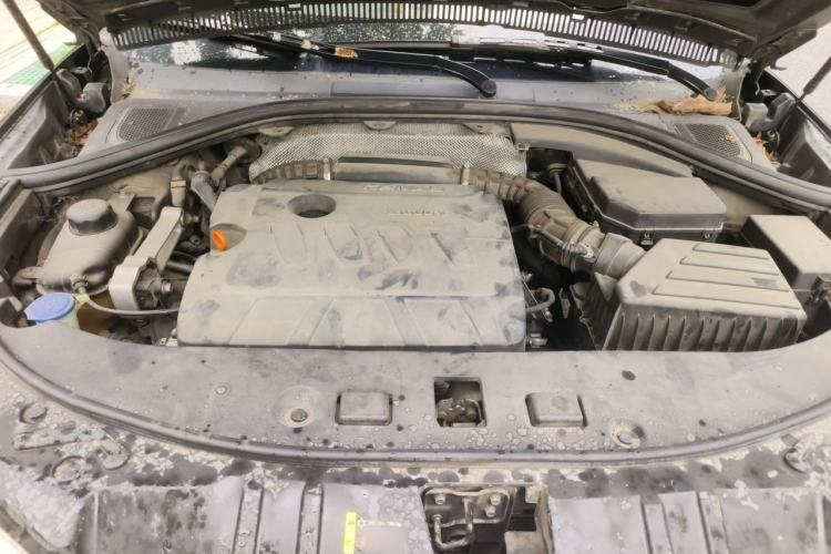 Used Haval H7 2016 Blue-Label H7 2.0T Automatic Luxury Model Engine Bay