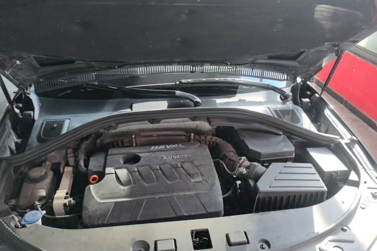 Used Haval H7 2016 Blue-Label H7 2.0T Automatic Luxury Model Engine Bay