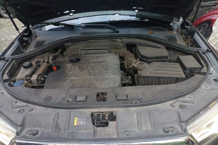 Used Haval H7 2016 Blue-Label H7 2.0T Automatic Luxury Model Engine Bay
