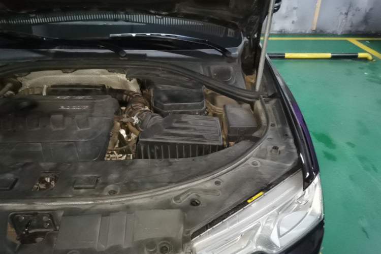Used Haval H7 2016 Blue-Label H7 2.0T Automatic Luxury Model Engine Bay Left