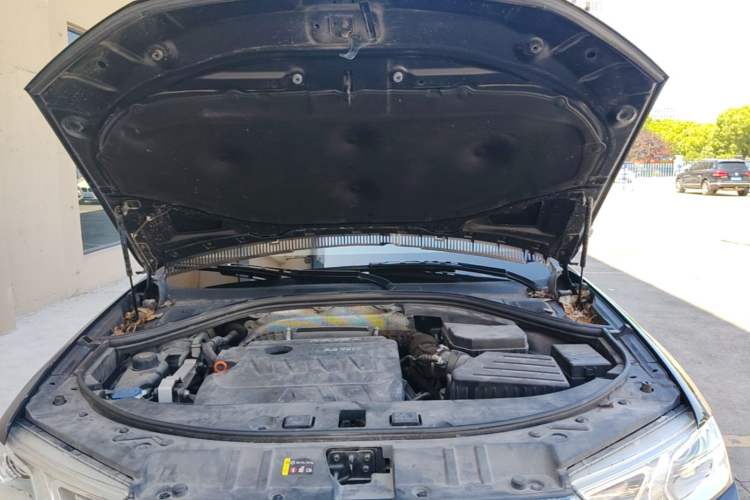 Used Haval H7 2016 Blue-Label H7 2.0T Automatic Elite Model Engine Bay