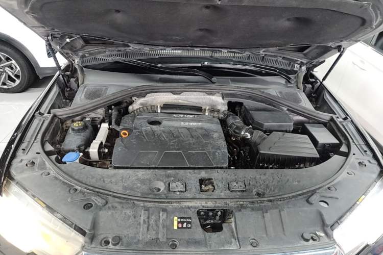 Used Haval H7 2016 Blue-Label H7 2.0T Automatic Luxury Model Engine Bay