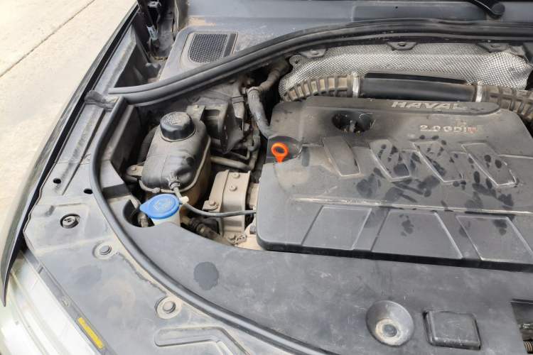 Used Haval H7 2016 Blue-Label H7 2.0T Automatic Luxury Model Engine Bay Right