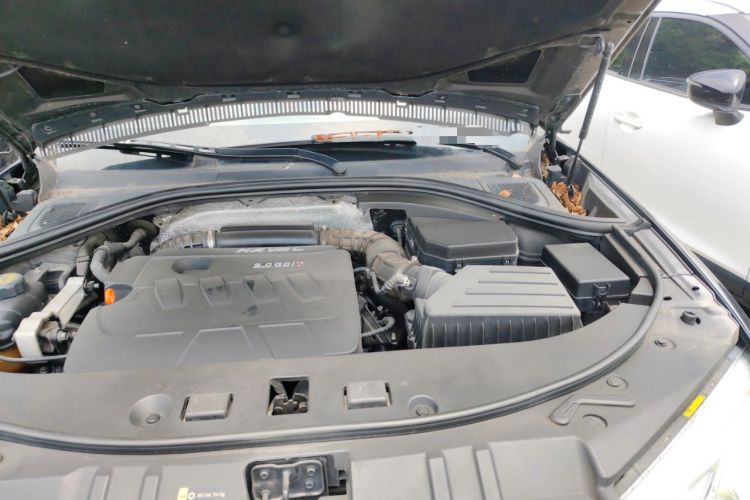 Used Haval H7 2016 Blue-Label H7 2.0T Automatic Elite Model Engine Bay