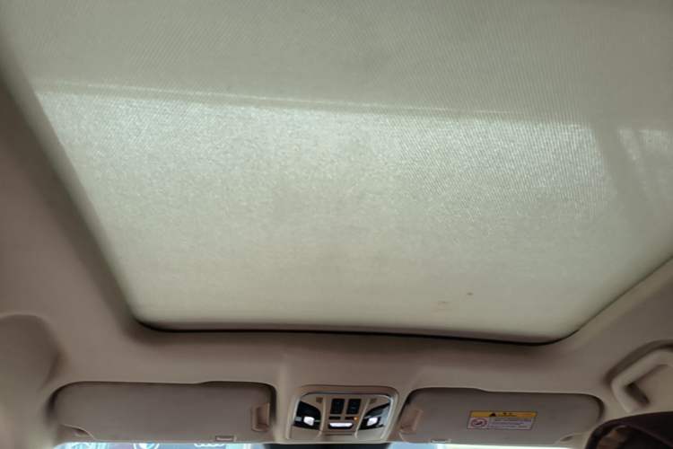 Used Haval H7 2016 Blue-Label H7 2.0T Automatic Luxury Model Headliner