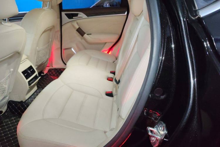 Used Haval H7 2016 Blue-Label H7 2.0T Automatic Elite Model Interior 1