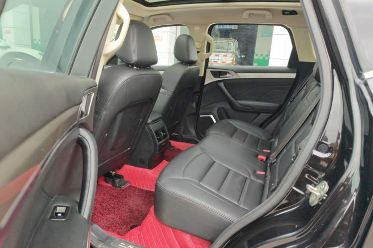 Used Haval H7 2016 Blue-Label H7 2.0T Automatic Elite Model Interior 2