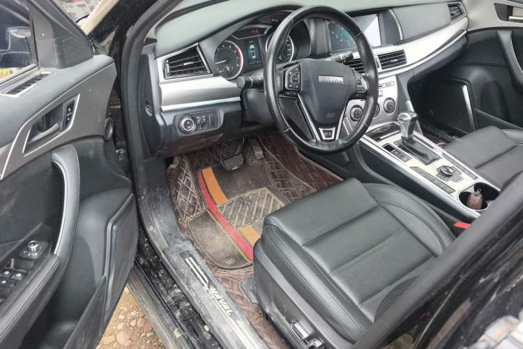 Used Haval H7 2016 Blue-Label H7 2.0T Automatic Elite Model Interior 2