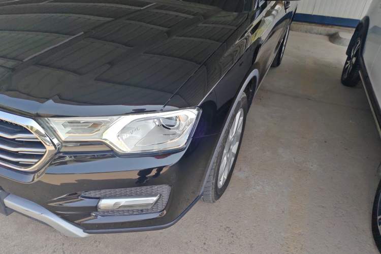 Used Haval H7 2016 Blue-Label H7 2.0T Automatic Elite Model Left Front Headlight