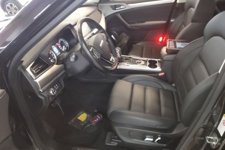 Used Haval H7 2016 Blue-Label H7 2.0T Automatic Luxury Model Left Front Seat