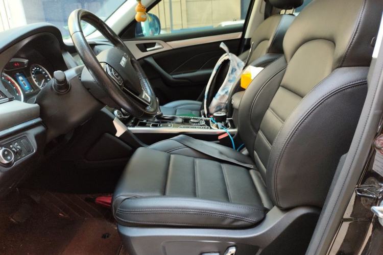 Used Haval H7 2016 Blue-Label H7 2.0T Automatic Elite Model Left Front Seat