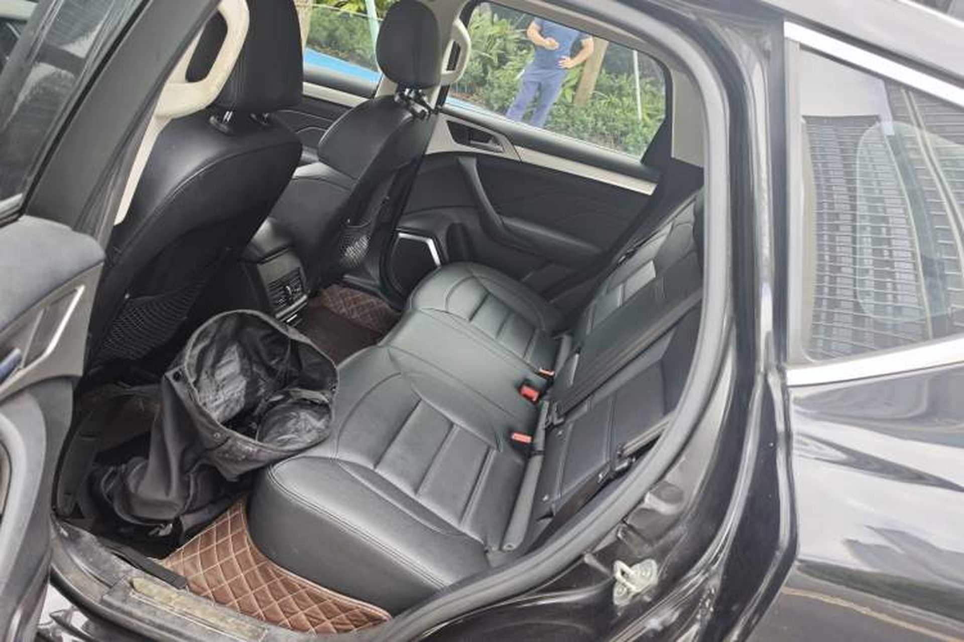 Used Haval H7 2016 Blue-Label H7 2.0T Automatic Luxury Model Left Rear Seat