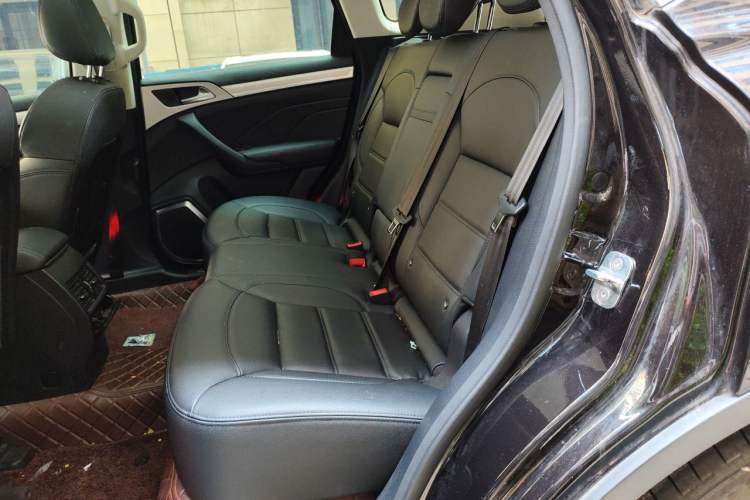 Used Haval H7 2016 Blue-Label H7 2.0T Automatic Elite Model Left Rear Seat