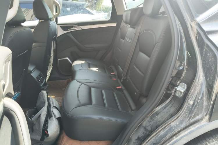Used Haval H7 2016 Blue-Label H7 2.0T Automatic Luxury Model Left Rear Seat