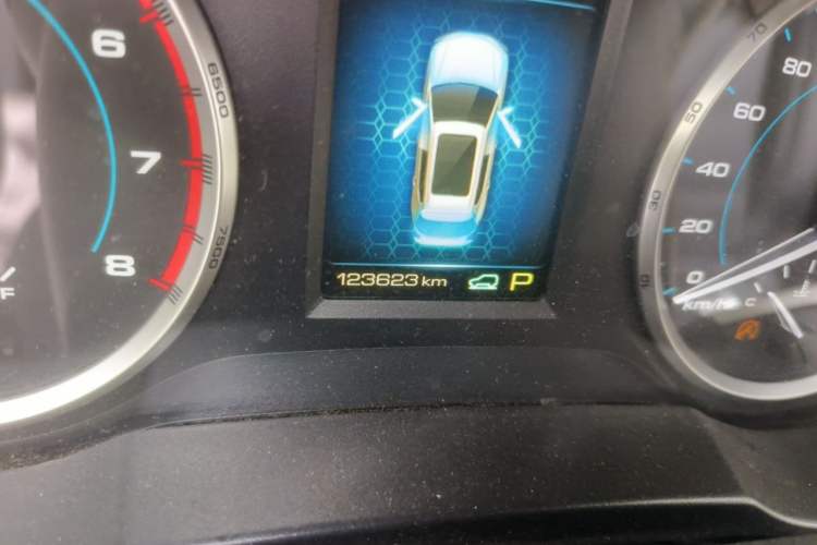 Used Haval H7 2016 Blue-Label H7 2.0T Automatic Luxury Model Odometer Close Up