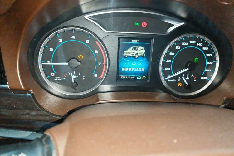 Used Haval H7 2016 Blue-Label H7 2.0T Automatic Luxury Model Odometer Close Up