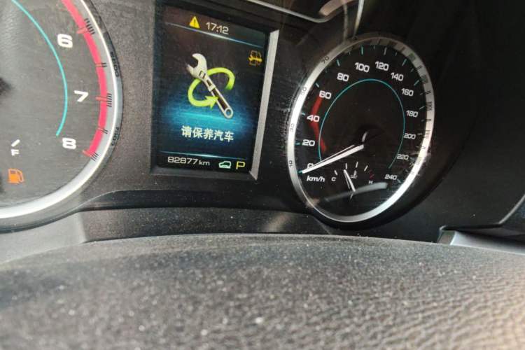 Used Haval H7 2016 Blue-Label H7 2.0T Automatic Luxury Model Odometer Close Up