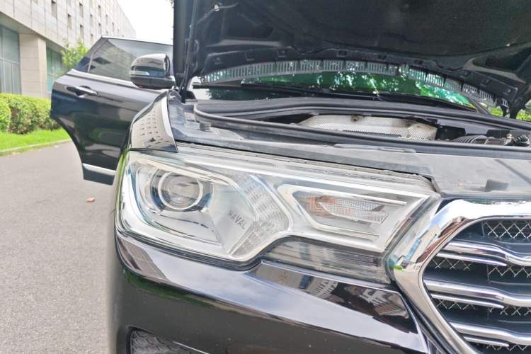 Used Haval H7 2016 Blue-Label H7 2.0T Automatic Luxury Model Right Front Headlight