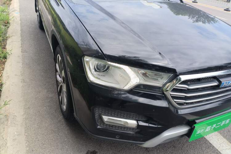 Used Haval H7 2016 Blue-Label H7 2.0T Automatic Luxury Model Right Front Headlight