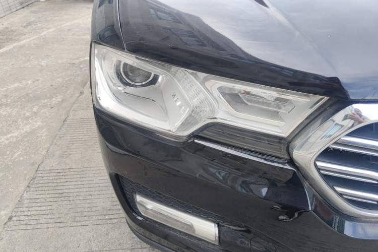 Used Haval H7 2016 Blue-Label H7 2.0T Automatic Luxury Model Right Front Headlight