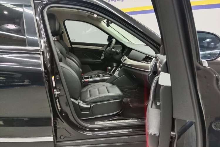Used Haval H7 2016 Blue-Label H7 2.0T Automatic Luxury Model Right Front Seat
